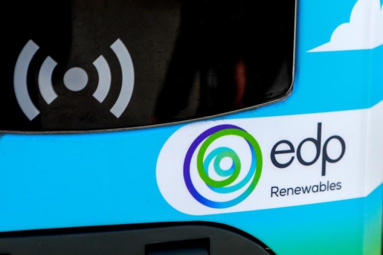Lucros da EDP Renováveis caíram para 513 ME em 2023