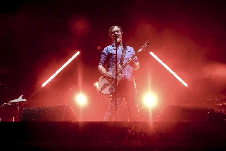 Queens of The Stone Age atuam em agosto no festival de Vilar de Mouros