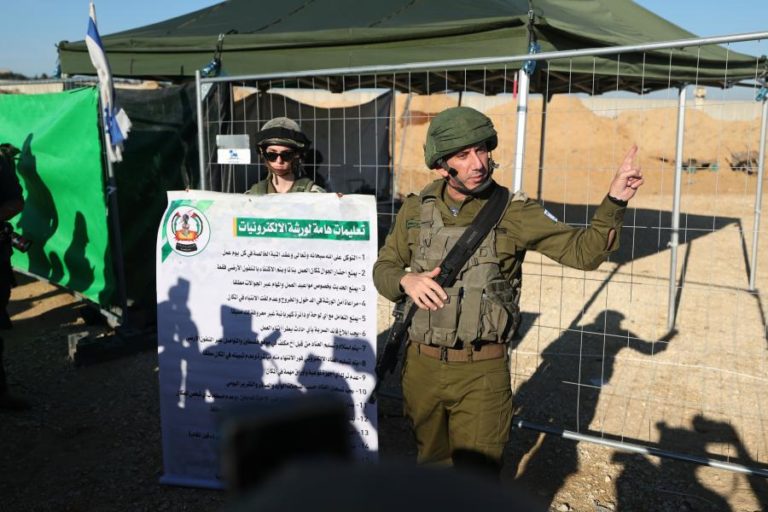 Exército israelita nega ataque e diz que estava a proteger comboio humanitário em Gaza