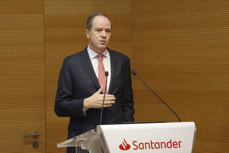 Santander Totta diz que não está a pensar comprar Novo Banco mas admite olhar para operação
