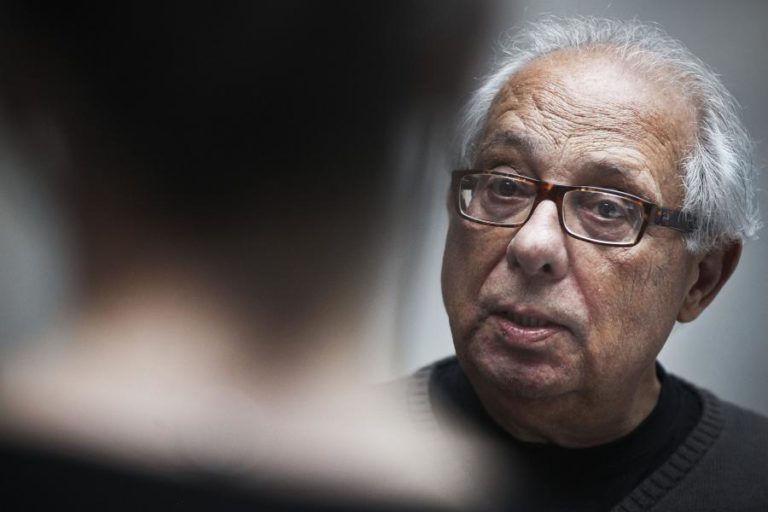 Cineasta Rui Simões estreia primeiro filme de ficção aos 80 anos no dia 25 de abril