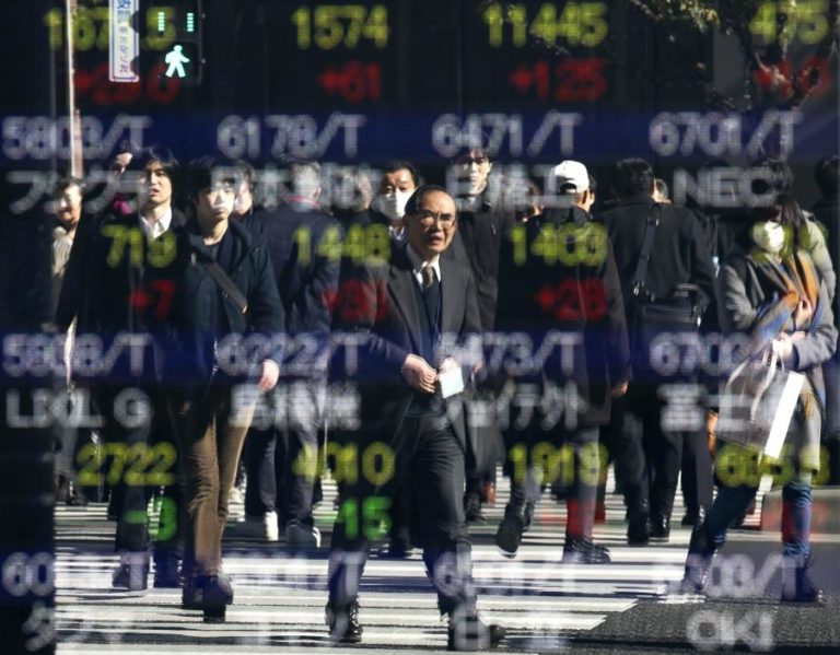 Bolsa de Tóquio fecha a ganhar 0,5%