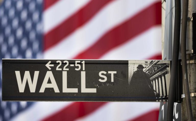 Wall Street fecha em alta e com o S&P500 a estabelecer o seu 21.º recorde do ano