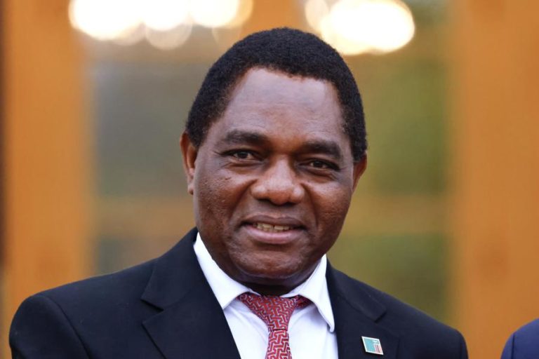 Zâmbia reestrutura mais de 3,2 mil milhões de euros de dívida em ‘eurobonds’