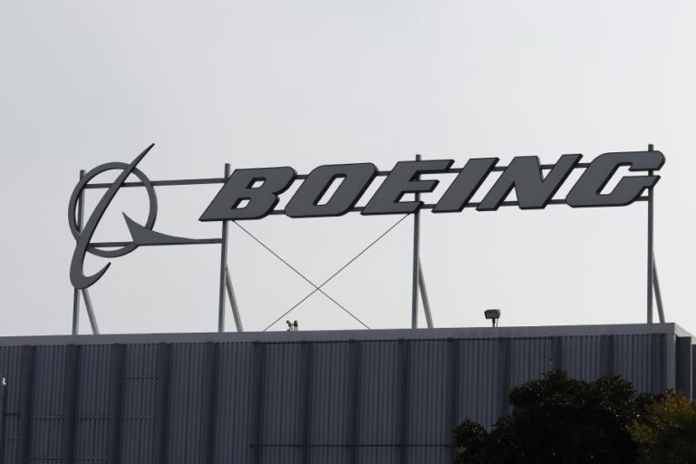 Boeing marca para 01 de maio primeiro voo tripulado à Estação Espacial Internacional