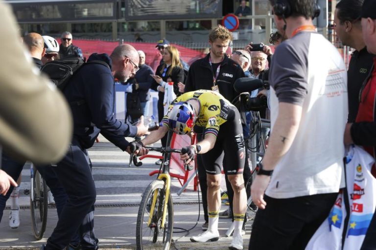 Van Aert falha Volta a Flandres e Paris-Roubaix após fraturar clavícula e costelas