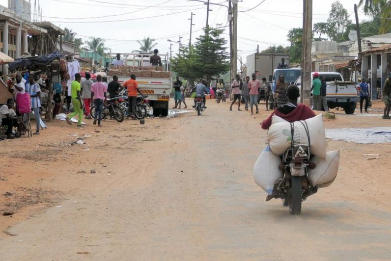 Terrorismo e mudanças climáticas criam “constrangimentos” na mobilidade em Moçambique