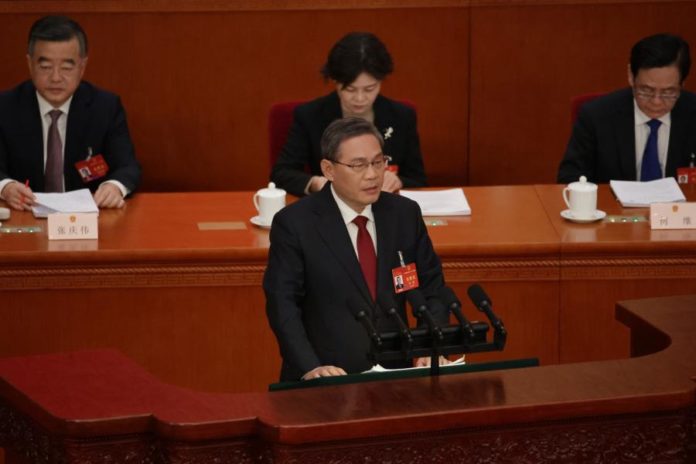42457634.jpg