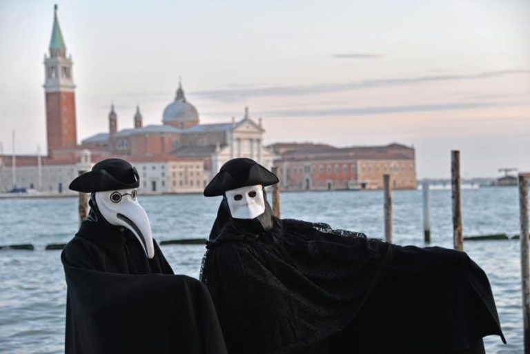 Presidente da Câmara de Veneza espera “diluição” do turismo com nova taxa