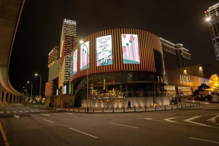Hotéis de Macau recebem quase 3,8 milhões de hóspedes, mais 40% no 1.º trimestre