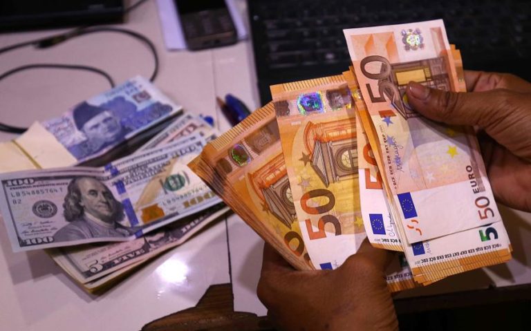 Remessas aumentam 0,5% em fevereiro para 330 milhões de euros
