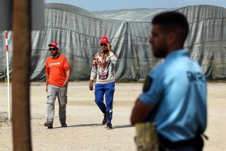 Arguidos no caso de tráfico humano no Alentejo recorrem da decisão instrutória