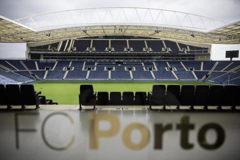 FC Porto SAD contratualiza exploração comercial do Dragão com Ithaka por 25 anos