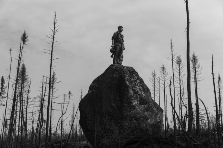 Tragédias da guerra, migrações e clima temas dos vencedores regionais World Press Photo