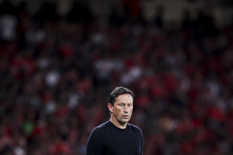 Schmidt rejeita recuperar relação com “10 pessoas” que insultaram o Benfica