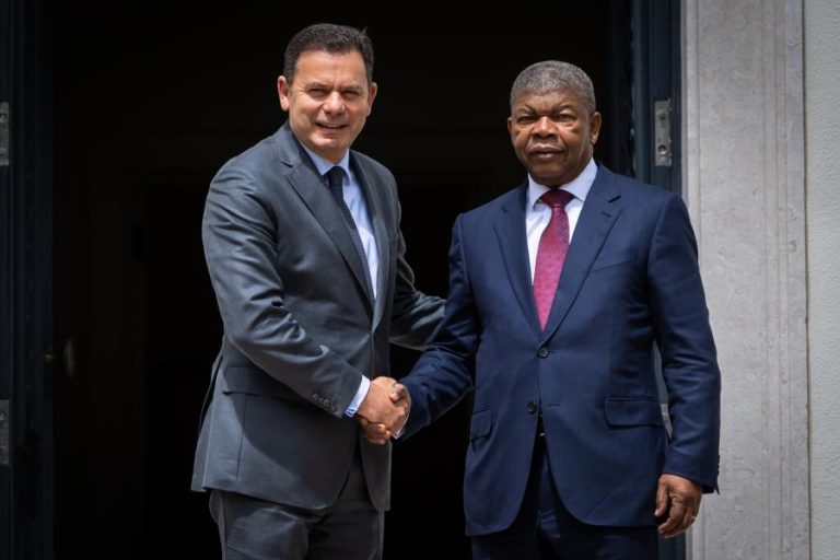Montenegro quer “aprofundar relações comerciais” entre Portugal e Angola
