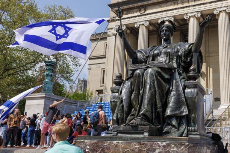 Estudantes da Columbia consideram “ridículas” ameaças de suspensão por acampamento de apoio a Gaza
