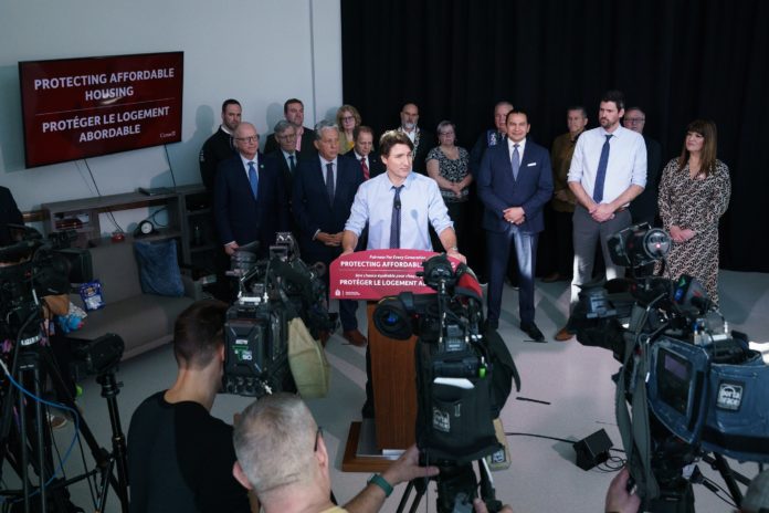 B1-03-VT MEDIDAS JOVENS EDUCACAO E SAUDE NA 042324