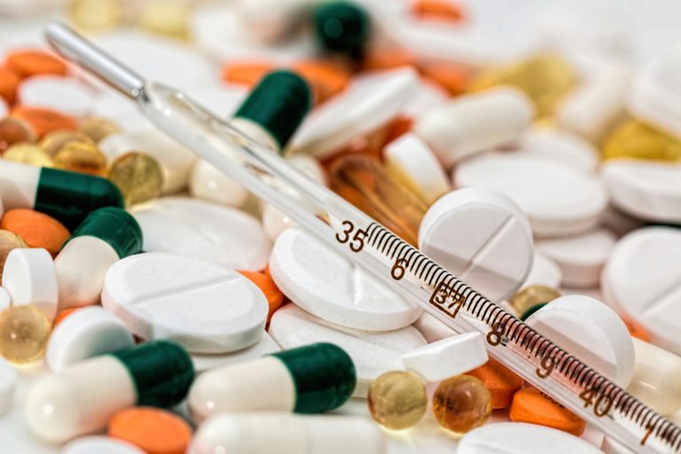 Prescrição de opiáceos:  Justiça de Quebec autoriza ação coletiva contra farmacêuticas