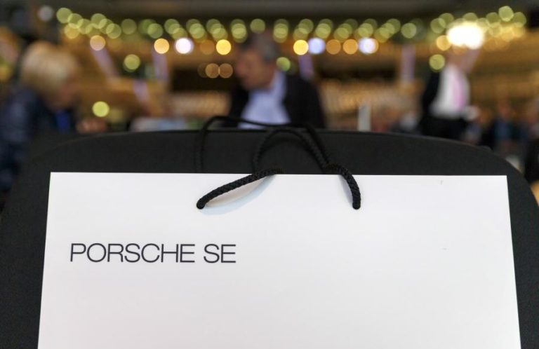 Lucro da holding Porsche caem 15,6% para 1.068 ME até março