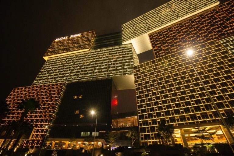 Operadora de jogo em Macau MGM China começa 2024 com lucros recorde