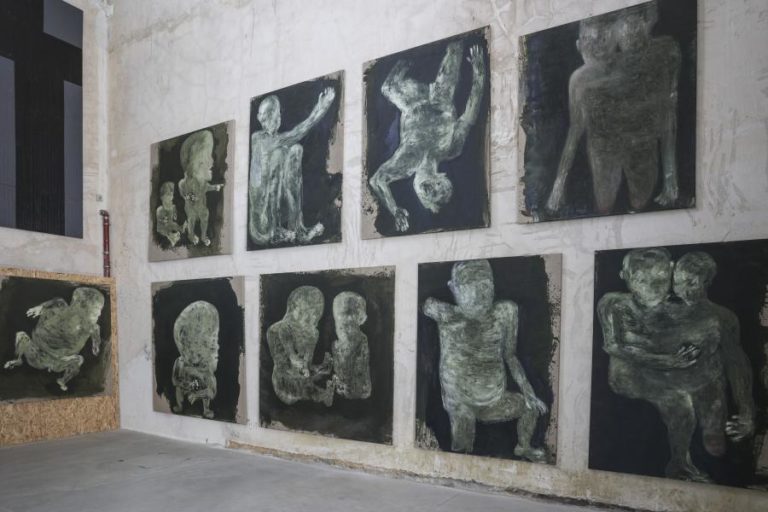 Pedro Cabrita Reis mostra mais de 1.500 obras em exposição que retrata um “Atelier”