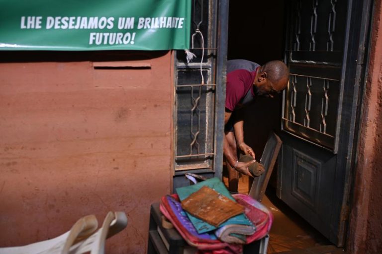 Rio Grande do Sul anuncia construção de “cidades temporárias” para desalojados das cheias