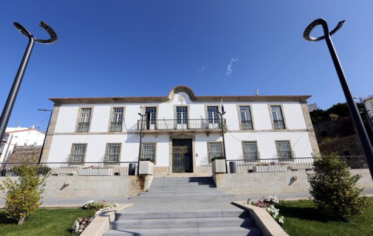 Quatro autarcas de Penamacor condenados por irregularidades em contratações