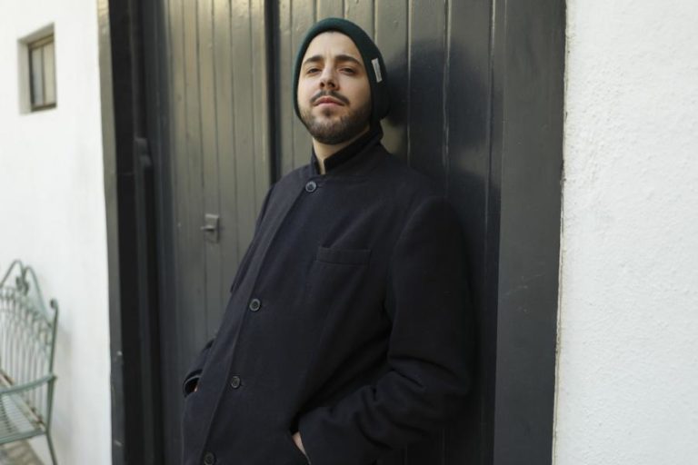 João Nicolau inicia rodagem de novo filme com Salvador Sobral no elenco