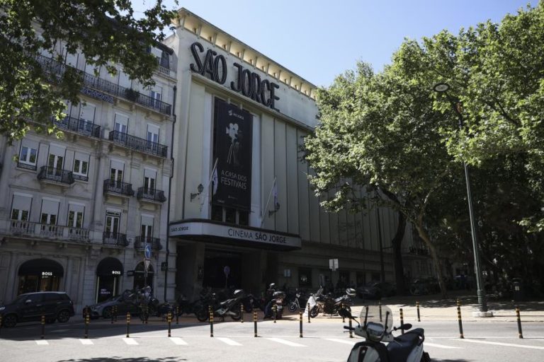 Filme “O Ouro e o Mundo” de Ico Costa vence melhor ‘longa’ portuguesa do IndieLisboa