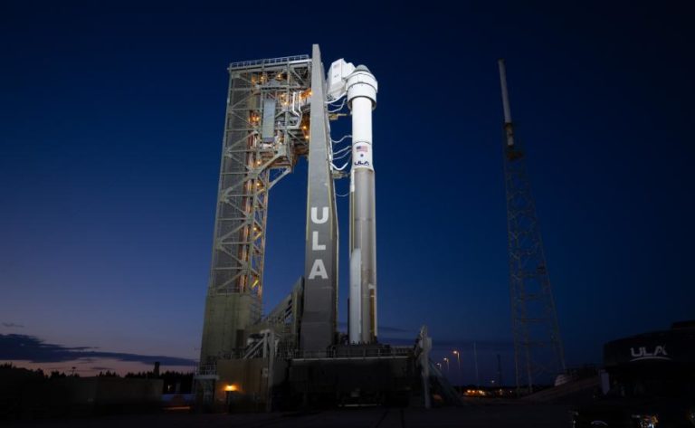 Primeiro voo Boeing que ia transportar astronautas cancelado nos últimos minutos
