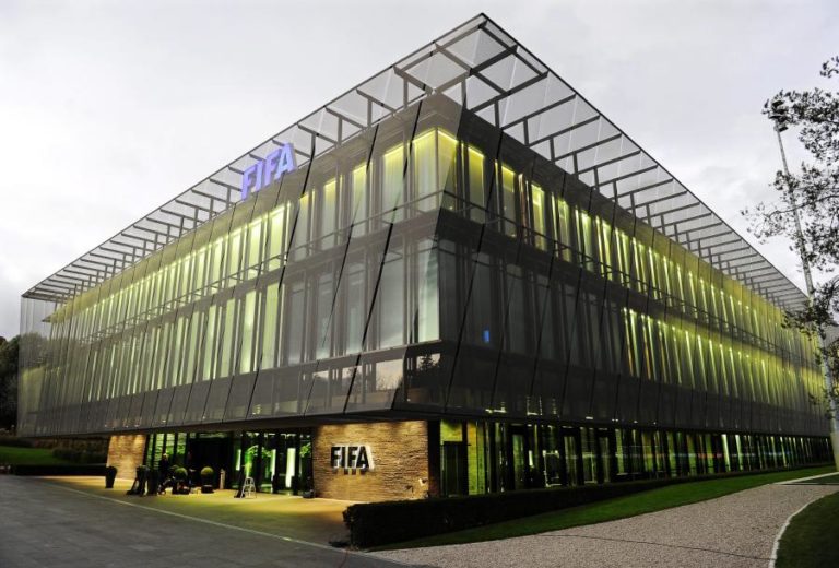 Sindicato dos Jogadores apoia queixa contra FIFA “na defesa da saúde e bem-estar”