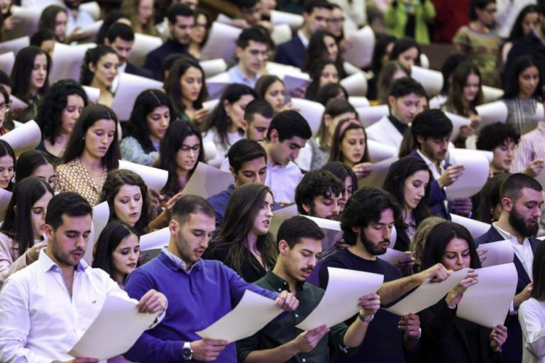 Qualificações dos jovens não estão a ter o efeito de elevador social esperado