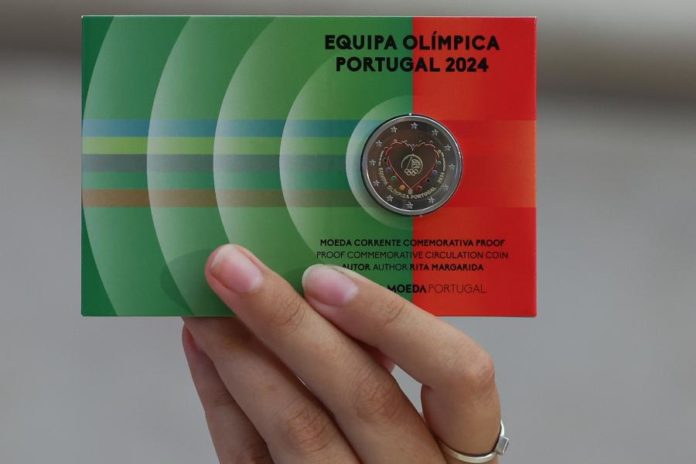 43163026.jpg