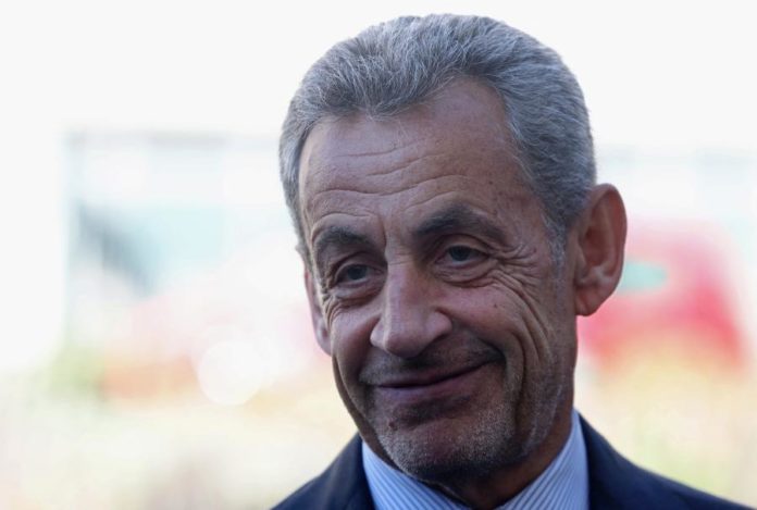 43097872.jpg