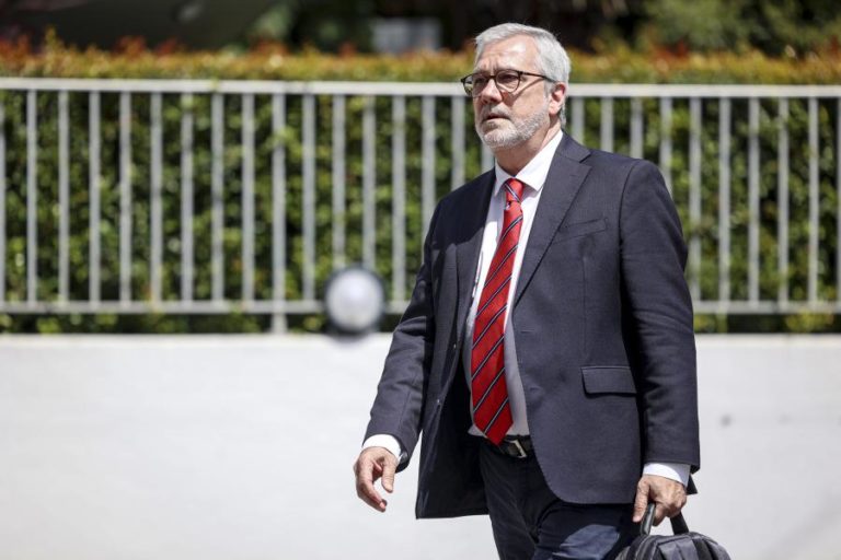 UGT “com boas perspetivas” para acordo de rendimentos, CGTP e patrões ainda longe