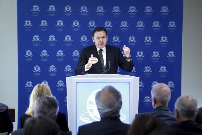 Governo fecha acordo de valorização salarial com parceiros sociais, CGTP de fora