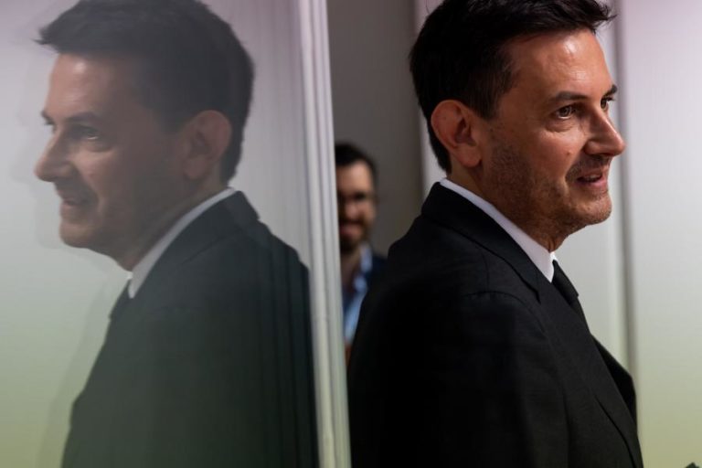 Rui Rocha acusa Montenegro de “atacar liberdade jornalística” e compara-o a Ventura