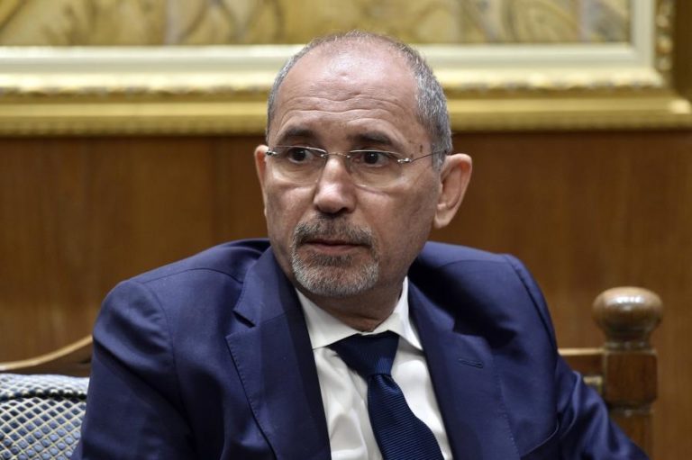 Egito e Jordânia apoiam o Líbano perante a “agressão israelita”