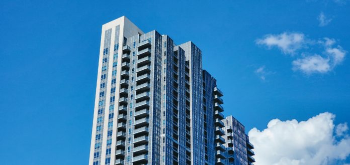B1-03-VT CRISE CONDOMINIOS CANADÁ RS 103124