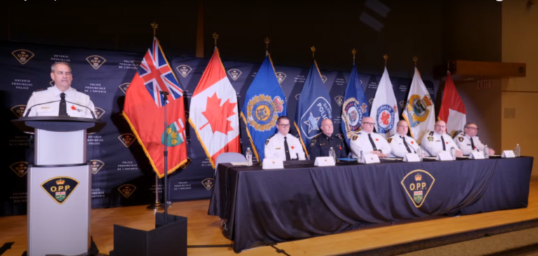 Polícia: OPP prende 4 pessoas ligadas a roubo de bancos em Ontário