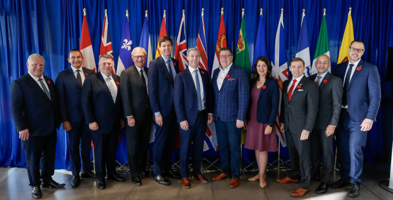 Política: Trudeau e premiers alinham-se contra pressões comerciais de Trump