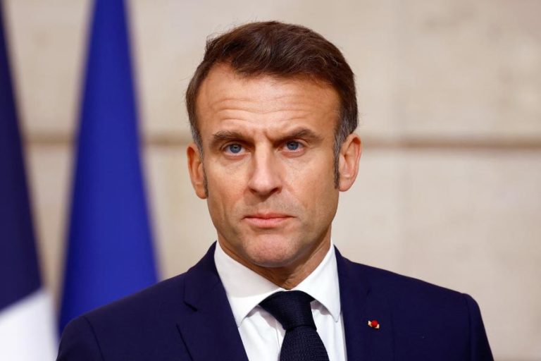 Macron nomeará nos próximos dias primeiro-ministro de um governo de unidade nacional