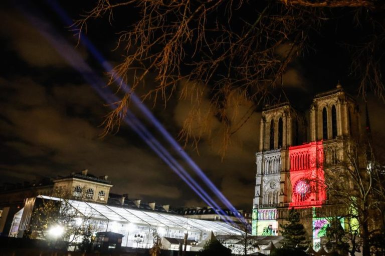 Uso de novas tecnologias permitiu reabertura de Notre-Dame em cinco anos