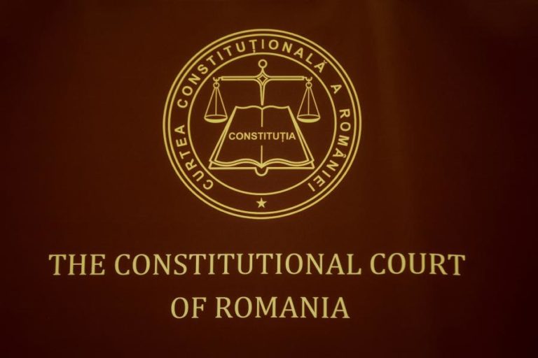 EUA pedem “processo democrático pacífico” na Roménia