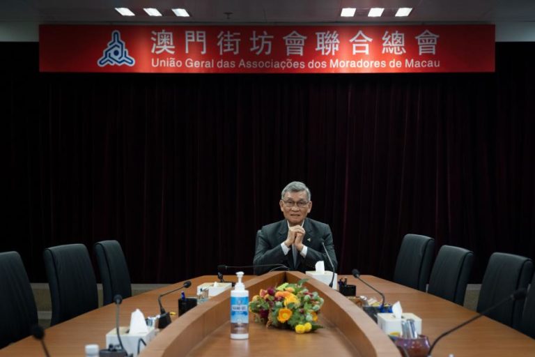 Associações tradicionais consolidaram-se como forças políticas em Macau