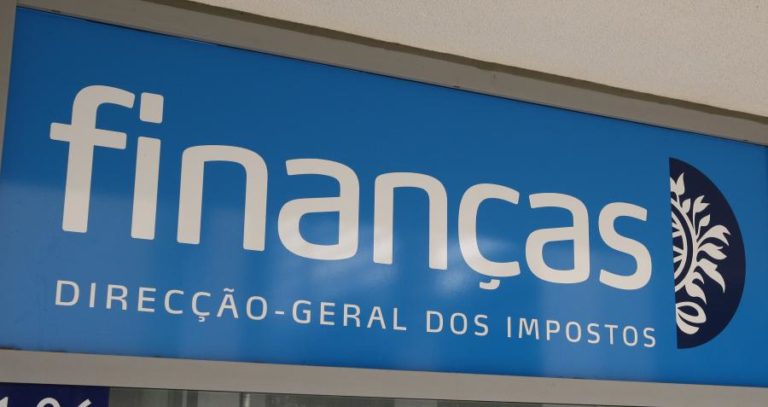 Mais de 50 serviços de Finanças encerrados devido a reunião geral de trabalhadores