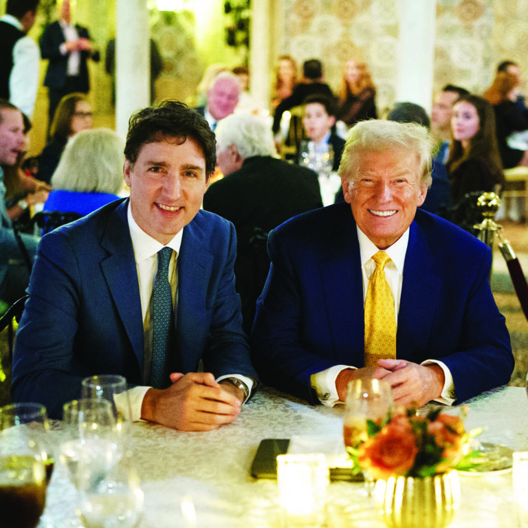 Política: Trump e Trudeau discutem fronteiras e comércio em reunião surpresa