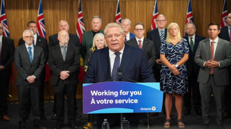 Relações internacionais: Ford pressionado a desistir de retaliação energética contra EUA