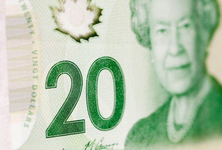 Economia: Especialistas preveem mais pressão sobre o dólar canadiano